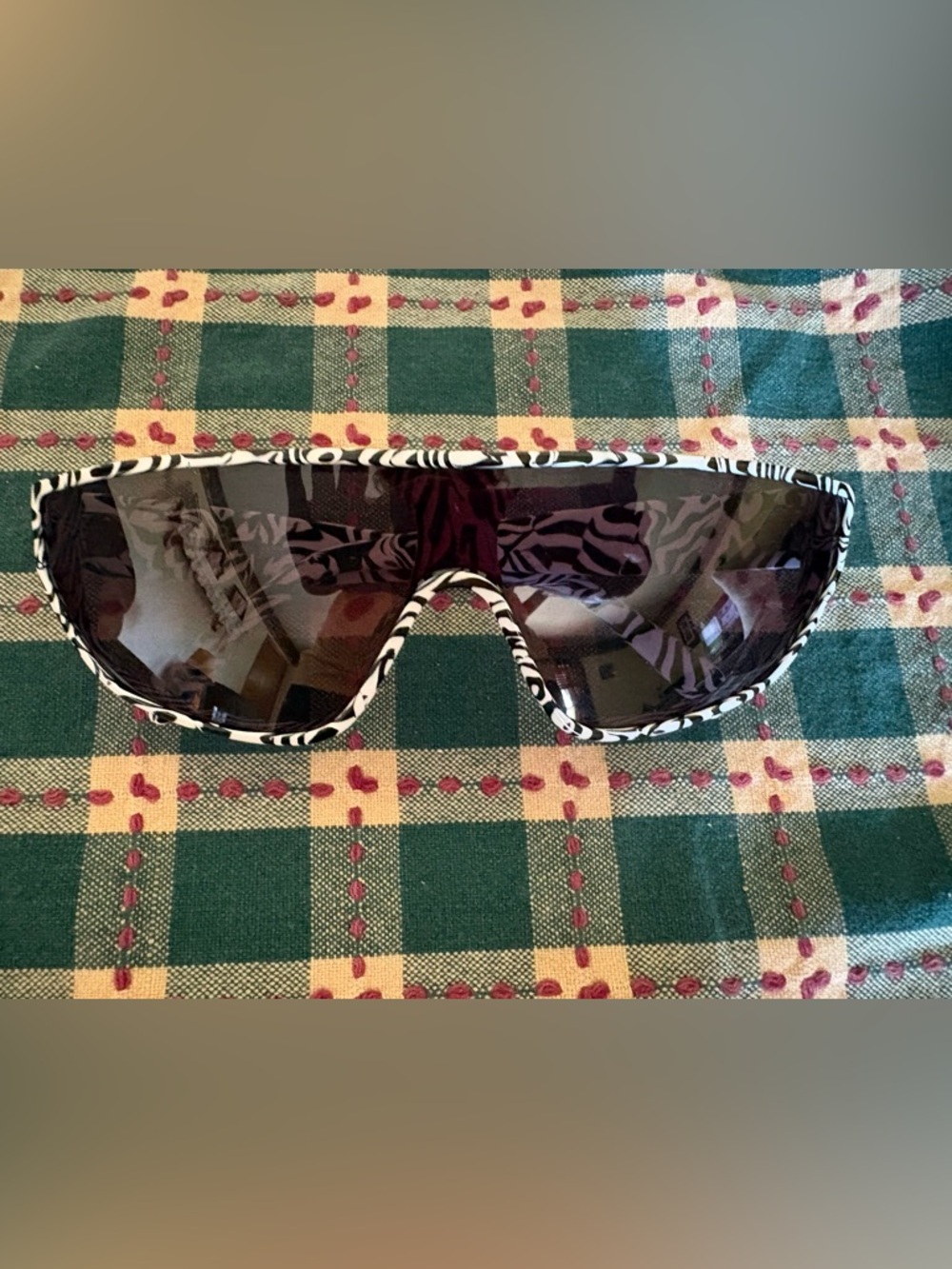 Celine Paris CL401951 04A Zebra Smoke Shield Mask Sunglasses CL 40195 w case New - Picture 2 of 7